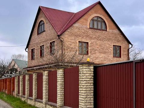 будинок за адресою Центральна вул.