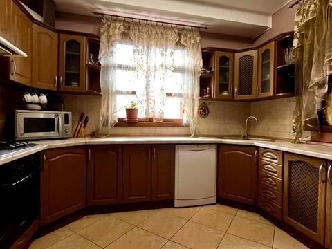 будинок за адресою Центральна вул.