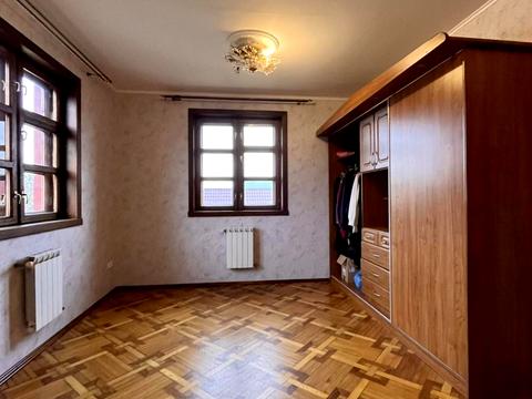 будинок за адресою Центральна вул.