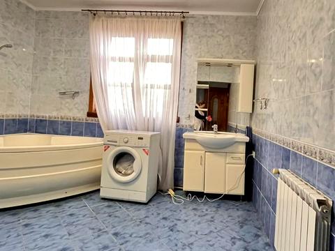 будинок за адресою Центральна вул.