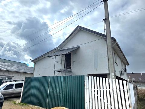 будинок за адресою Героїв України вул.