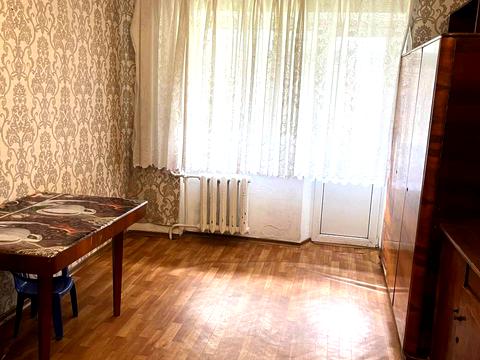 квартира за адресою Космонавтів вул., 11