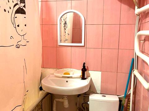 квартира за адресою Космонавтів вул., 11