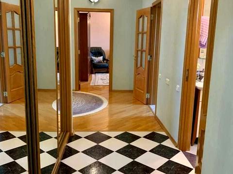 квартира за адресою Івана Мазепи вул. (Січневого Повстання), 12-Б