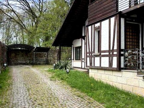 будинок за адресою смт. Брюховичі, Ясна вул., 7