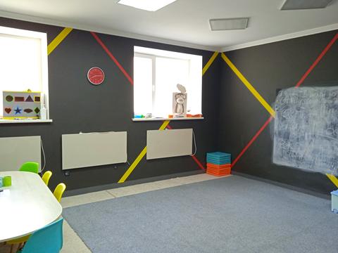 комерційна за адресою Злуки просп., 47-А