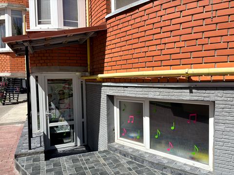 комерційна за адресою Злуки просп., 47-А