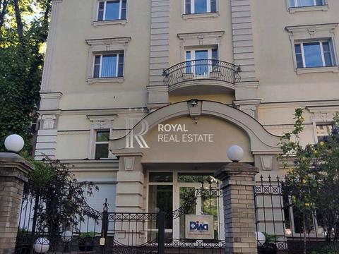 коммерческая по адресу Саксаганского ул., 60