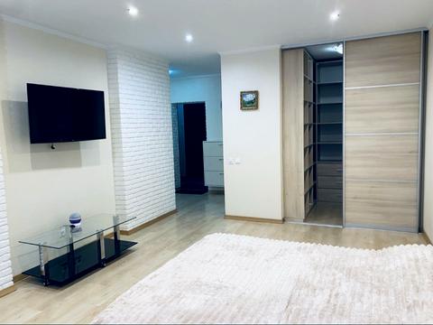 квартира за адресою Степана Рудницького вул. (Академіка Вільямса), 3/7