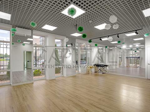 комерційна за адресою Метрологічна вул., 56