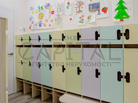 комерційна за адресою Метрологічна вул., 56