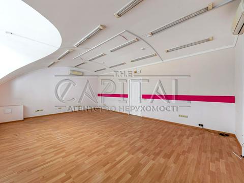 коммерческая по адресу Златоустовская ул., 2/4