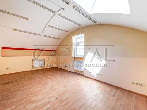 коммерческая по адресу Златоустовская ул., 2/4