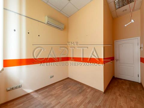 коммерческая по адресу Златоустовская ул., 2/4