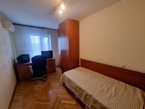 квартира за адресою Андрія Малишка вул., 3