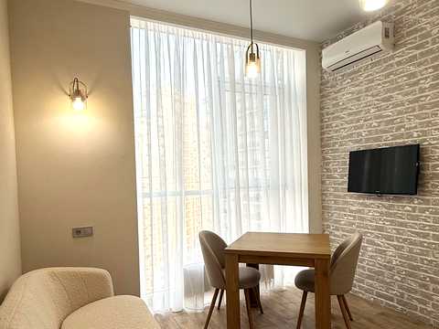 квартира за адресою Французький бульв., 60б