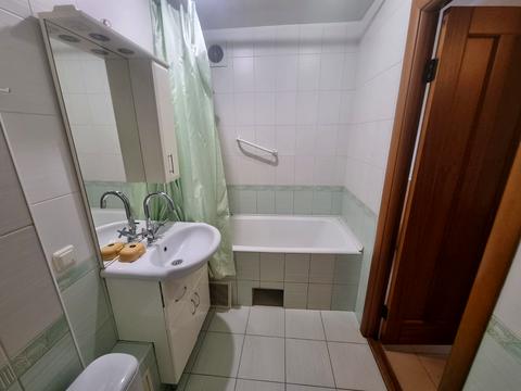 квартира за адресою Андрія Малишка вул., 3