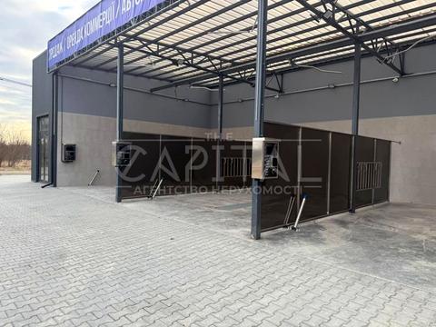 комерційна за адресою Березова, 1