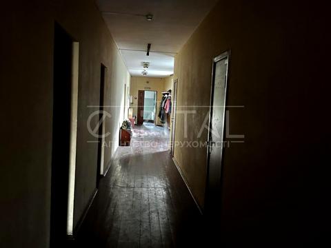 комерційна за адресою Пирогівський Шлях вул. (Червонопрапорна), 1