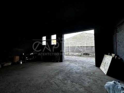 комерційна за адресою Пирогівський Шлях вул. (Червонопрапорна), 1