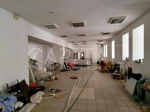 комерційна за адресою Золотоустівська вул., 23