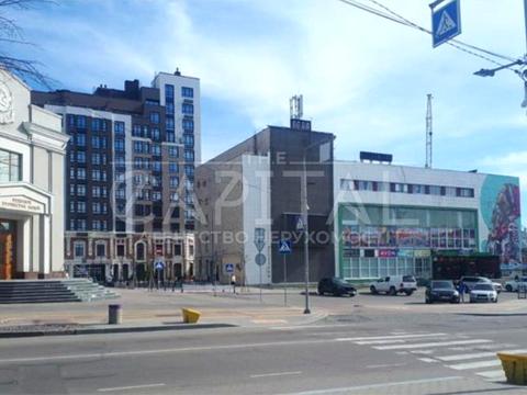 комерційна за адресою Ярослава Мудрого вул., 20