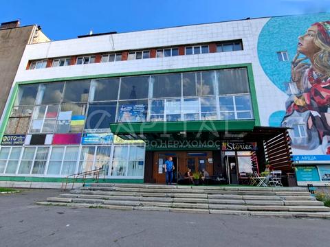 комерційна за адресою Ярослава Мудрого вул., 20