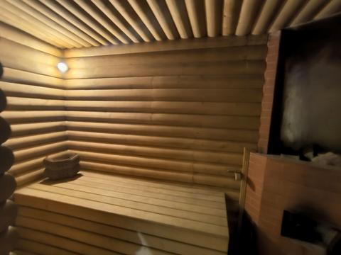 коммерческая по адресу 1-й Китобойный пер., 18а