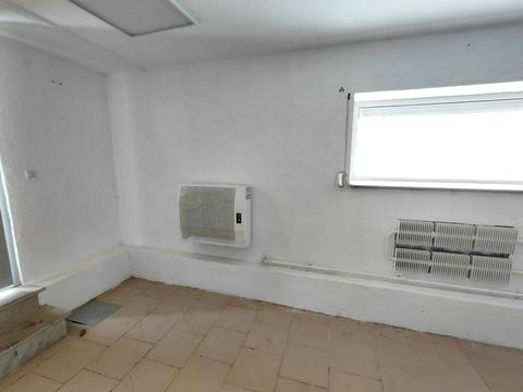 комерційна за адресою Бережанська вул., 23Б