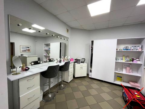 комерційна за адресою Подільська вул., 63