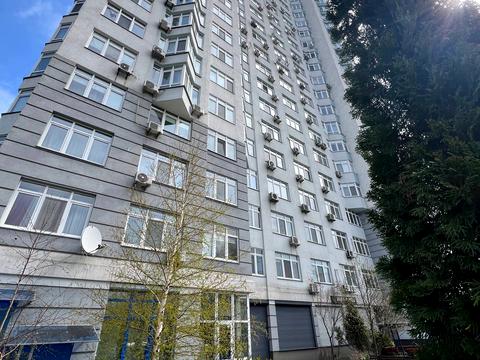 квартира за адресою Миколи Бажана просп., 8-Б