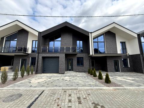 будинок за адресою Пилипа Орлика, 8