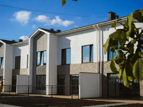 будинок за адресою Лугова