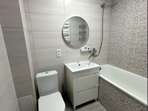 квартира за адресою житловий масив Тополя-2 вул., 1