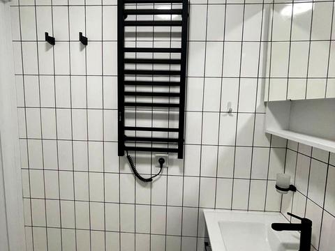 дом по адресу Айвазовського