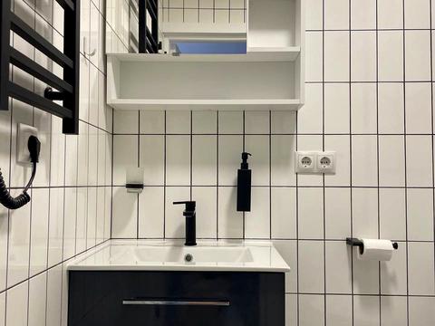 дом по адресу Айвазовського