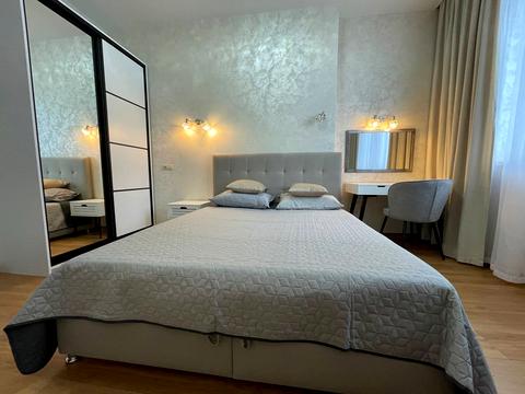 квартира за адресою Андрія Верхогляда вул. (Михайла Драгомирова), 14-А