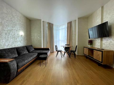 квартира за адресою Андрія Верхогляда вул. (Михайла Драгомирова), 14-А