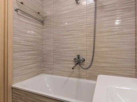 квартира за адресою Салютна вул., 2к3