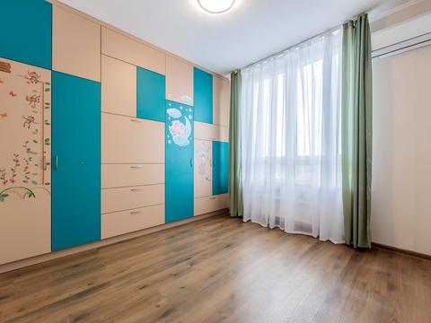 квартира за адресою Салютна вул., 2к3