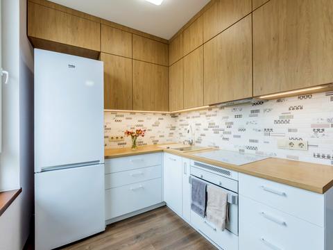 квартира за адресою Салютна вул., 2к3