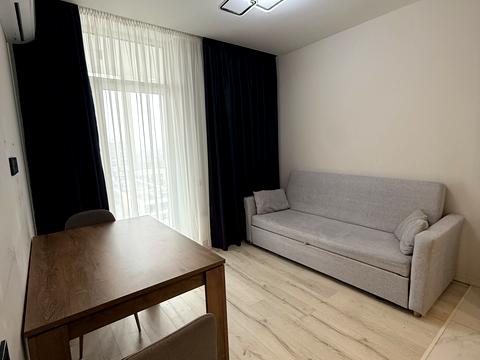 квартира за адресою Салютна вул., 2к18