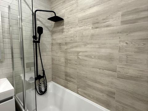 квартира за адресою Салютна вул., 2к18