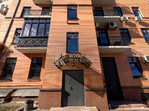 квартира по адресу Андреевский спуск, 1-А