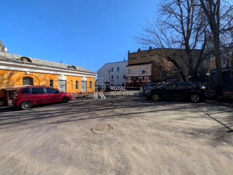 квартира по адресу Андреевский спуск, 1-А