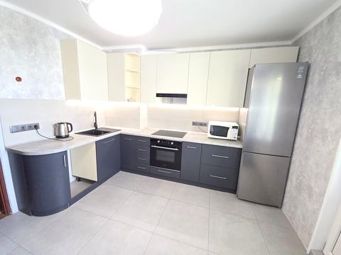 квартира за адресою Академіка Глушкова просп., 9-Є