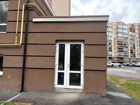 комерційна за адресою Метрологічна вул., 25-А