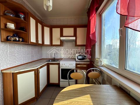 квартира по адресу Гвардейцев-Широнинцев ул., 21б