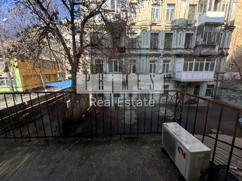 комерційна за адресою Шота Руставелі вул., 4