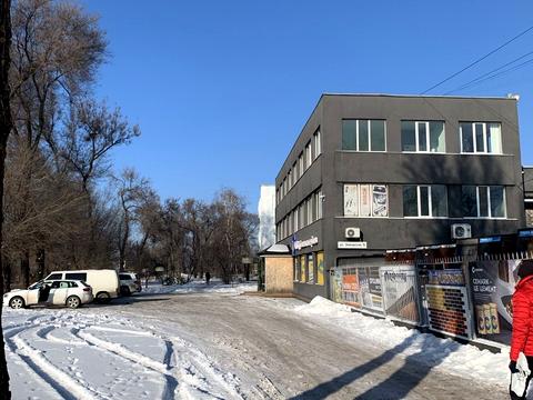 комерційна за адресою Заводська вул., 5